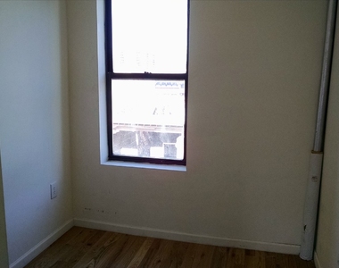 19 East 128th - Photo Thumbnail 4