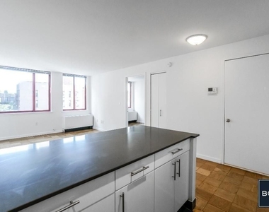 444 West 35th Street - Photo Thumbnail 1