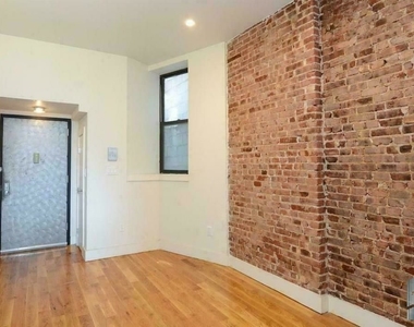 332 Hart Street - Photo Thumbnail 1