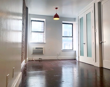 54 Eldridge Street - Photo Thumbnail 9