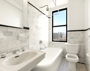 301 E 21st Street - Photo Thumbnail 1