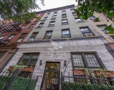 420 East 83rd Street - Photo Thumbnail 17