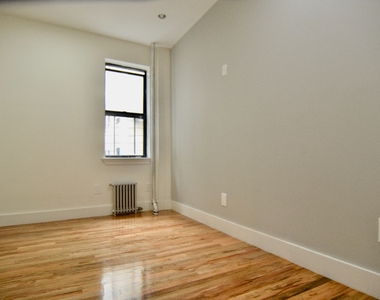 725 West 172nd Street - Photo Thumbnail 4