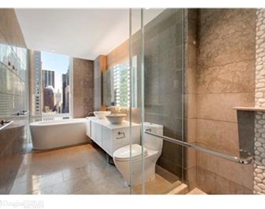 247 West 46th St - Photo Thumbnail 3