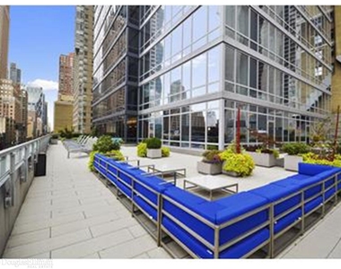 247 West 46th St - Photo Thumbnail 6