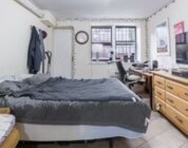 335 East 81st Street - Photo Thumbnail 3