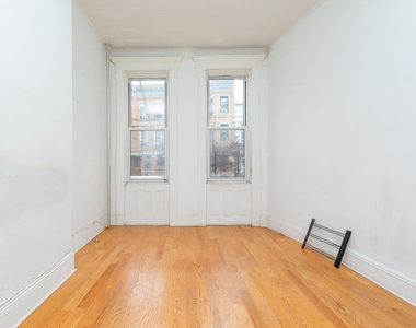 1734 Bleecker St - Photo Thumbnail 5