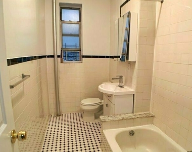 82 Wadsworth Avenue #31 - Photo Thumbnail 4