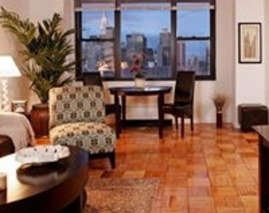 240 East 27th Street - Photo Thumbnail 4