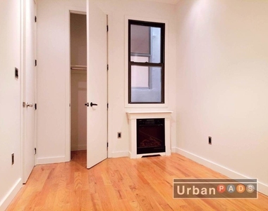 1050 Putnam Avenue #2R - Photo Thumbnail 4