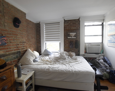 205 East 4th Street - Photo Thumbnail 5