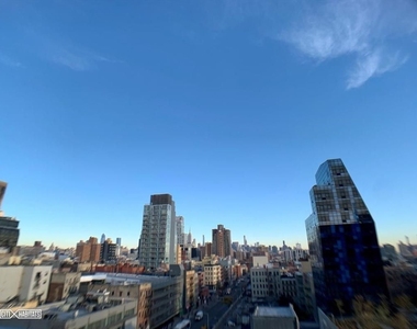 125 Delancey - Photo Thumbnail 4