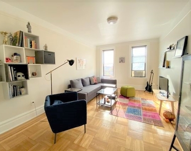 11921 Metropolitan Avenue - Photo Thumbnail 0