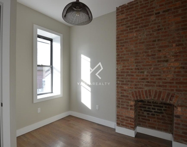 1043 Bedford Avenue - Photo Thumbnail 6