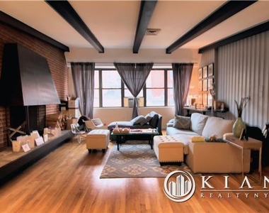 114 Lexington Ave - Photo Thumbnail 0