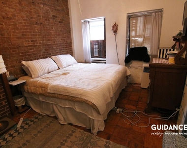 148 West 77th Street - Photo Thumbnail 2