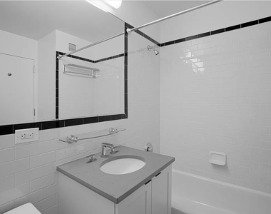 West 42nd Street - Photo Thumbnail 5