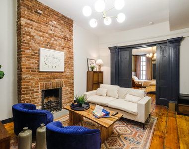 354 West 11th Street - Photo Thumbnail 4