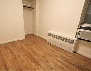 249 East 30 St - Photo Thumbnail 5