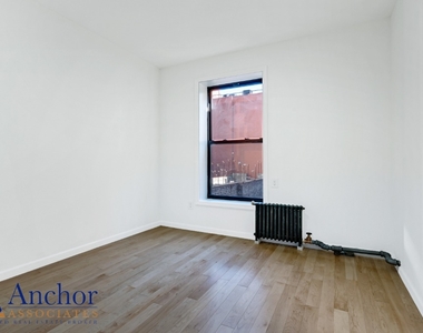 17 Catherine St Ny, Ny 10038 - Photo Thumbnail 4