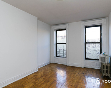 1047 Bedford Ave - Photo Thumbnail 4