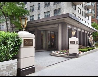 300 East 40th Street - Photo Thumbnail 10