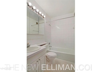 230 W 55th - Photo Thumbnail 1