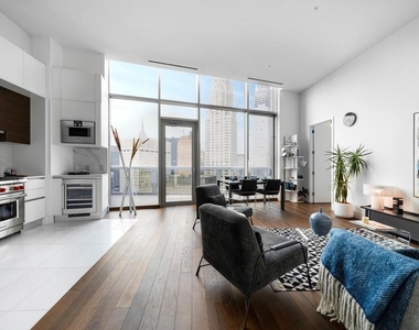 222 East 44th Street - Photo Thumbnail 0