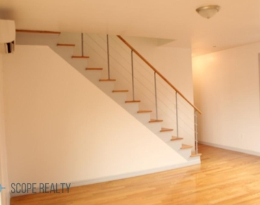 217 Ocean Avenue - Photo Thumbnail 3