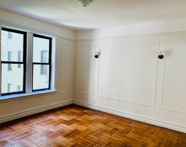 335 Lefferts Avenue - Photo Thumbnail 1