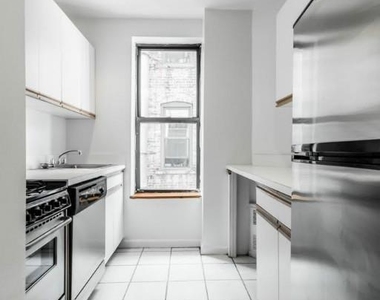 334 East 78 Street - Photo Thumbnail 1