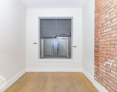 1328 Hancock Street - Photo Thumbnail 5