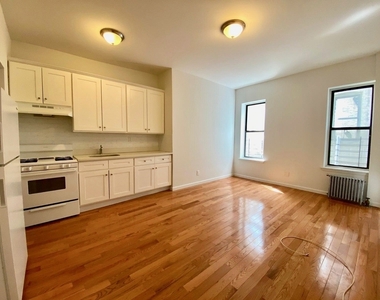 160 Fenimore Street - Photo Thumbnail 1