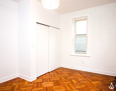 564 Flatbush Ave - Photo Thumbnail 0