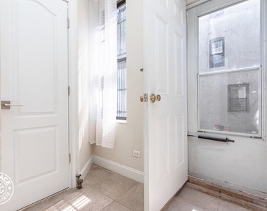 64 St Nicholas Ave - Photo Thumbnail 10