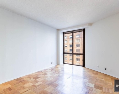 360 East 57th Street - Photo Thumbnail 9