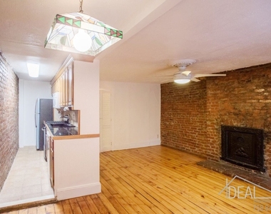 209A Wyckoff Street - Photo Thumbnail 3