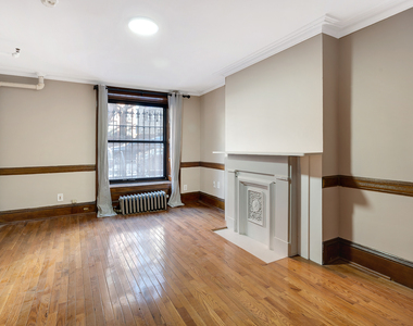 458 West 153rd Street - Photo Thumbnail 4