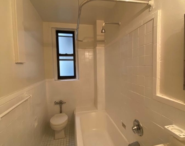 600 West 218th Street - Photo Thumbnail 10