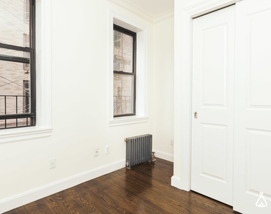 309 Mott St. - Photo Thumbnail 6