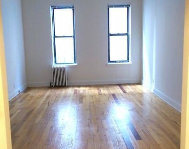 90 st York Avenue - Photo Thumbnail 4