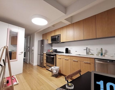 625 West 57th Street - Photo Thumbnail 1