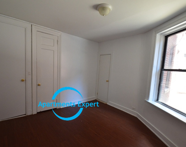 2705 Morris Avenue - Photo Thumbnail 3