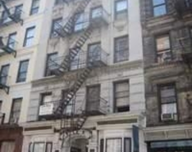 543 East 5th Street - Photo Thumbnail 1