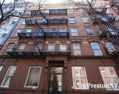 224 East 21st Street - Photo Thumbnail 5