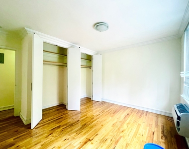 238 East 36th Street - Photo Thumbnail 3