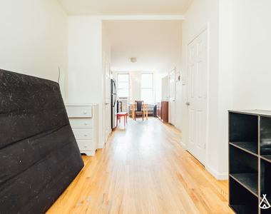 953 Metropolitan Ave - Photo Thumbnail 7