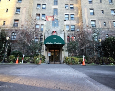 2728 Henry Hudson Pkwy - Photo Thumbnail 5