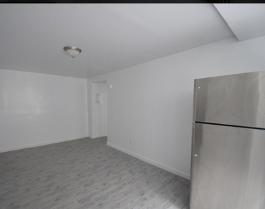 1075 Nelson ave  - Photo Thumbnail 2