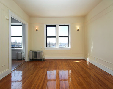 210th Street/ Queens Village/ 1 Bed/ 1 Bath/ $1861/ Parking/ Heat & Hot Water Included - Photo Thumbnail 0